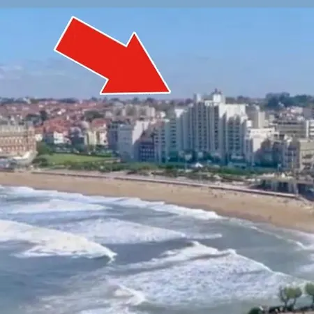 Avec Piscine Face A La Apartamento